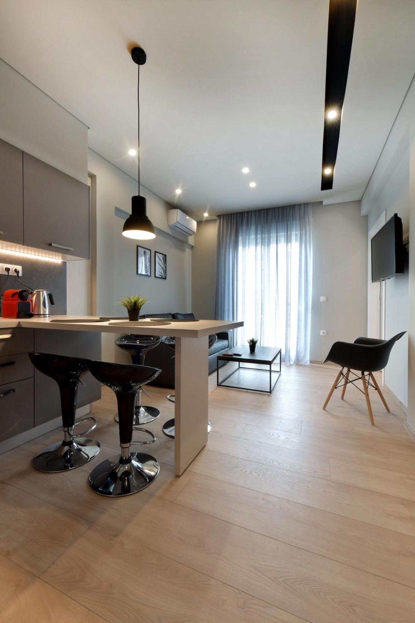 Porto Pireo By Superhost365 - Kolokotroni Apartment Bagian luar foto