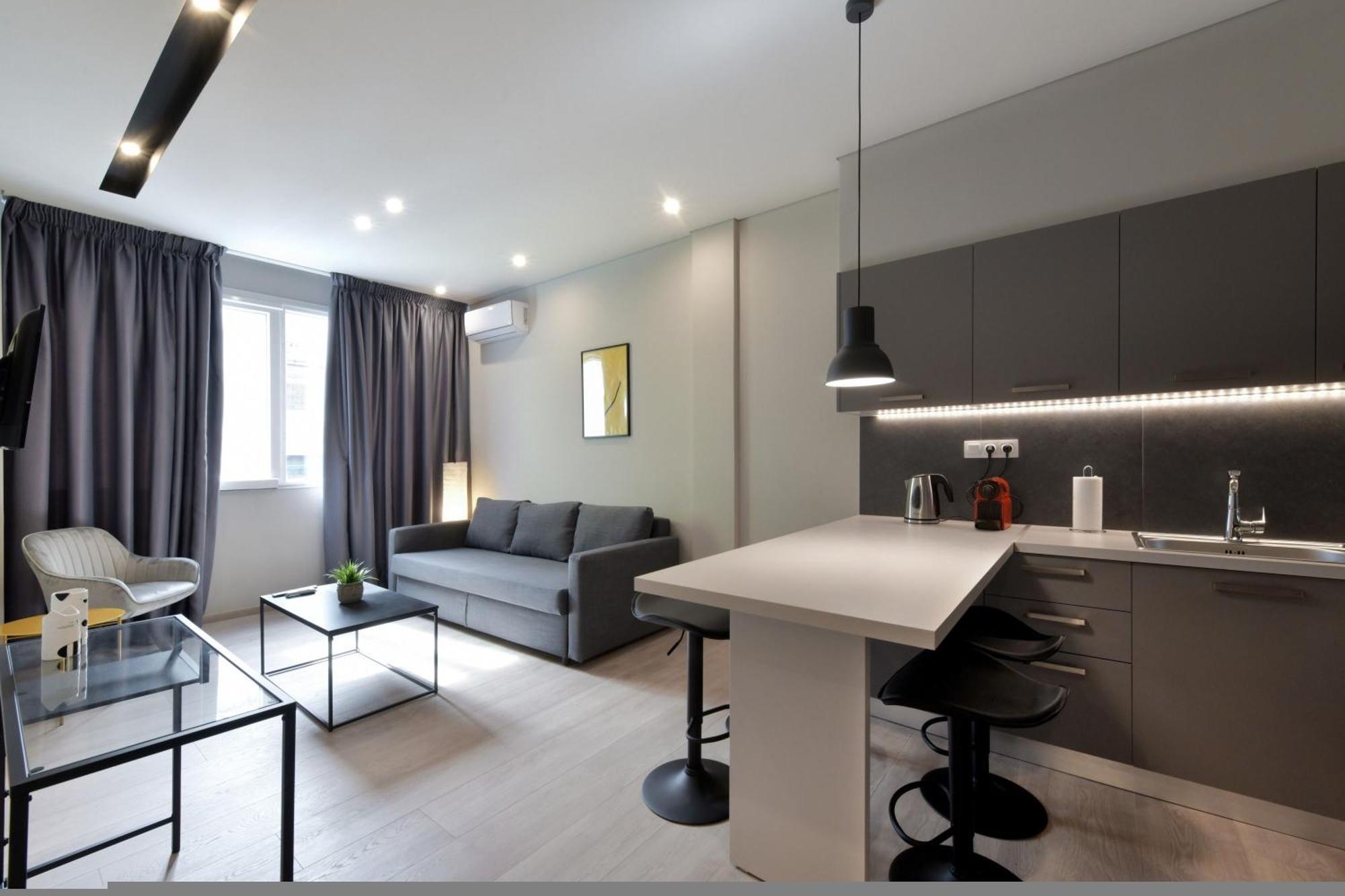 Porto Pireo By Superhost365 - Kolokotroni Apartment Bagian luar foto