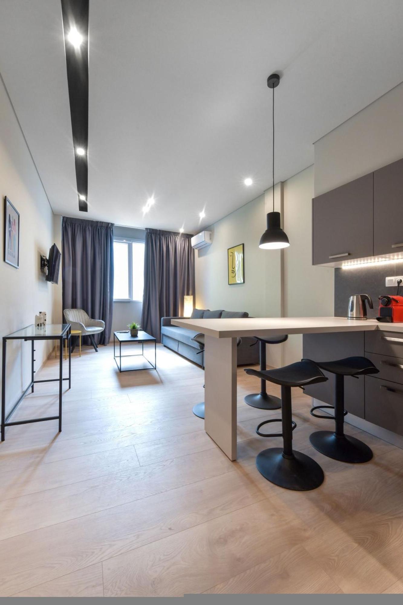 Porto Pireo By Superhost365 - Kolokotroni Apartment Bagian luar foto