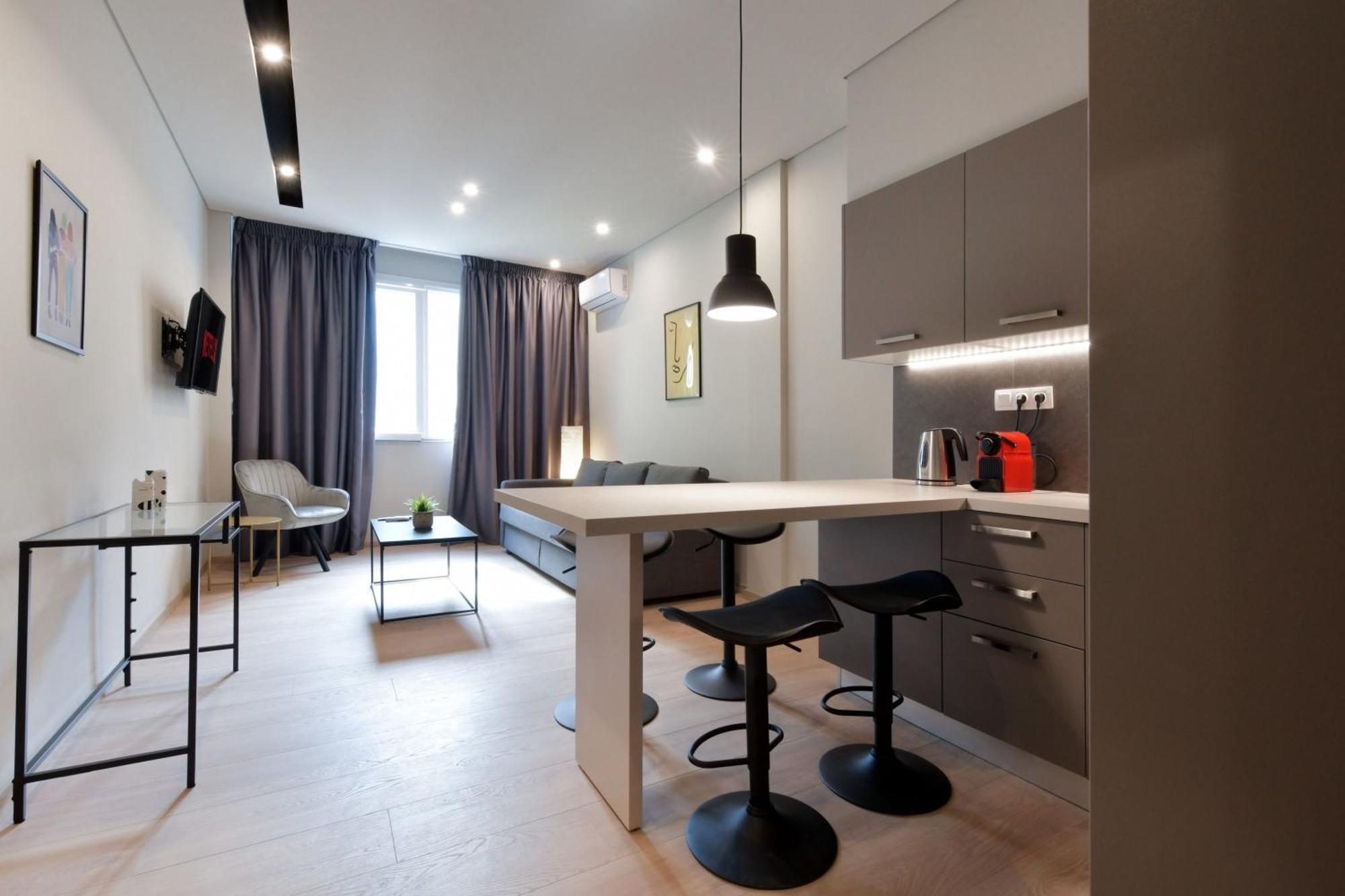 Porto Pireo By Superhost365 - Kolokotroni Apartment Bagian luar foto