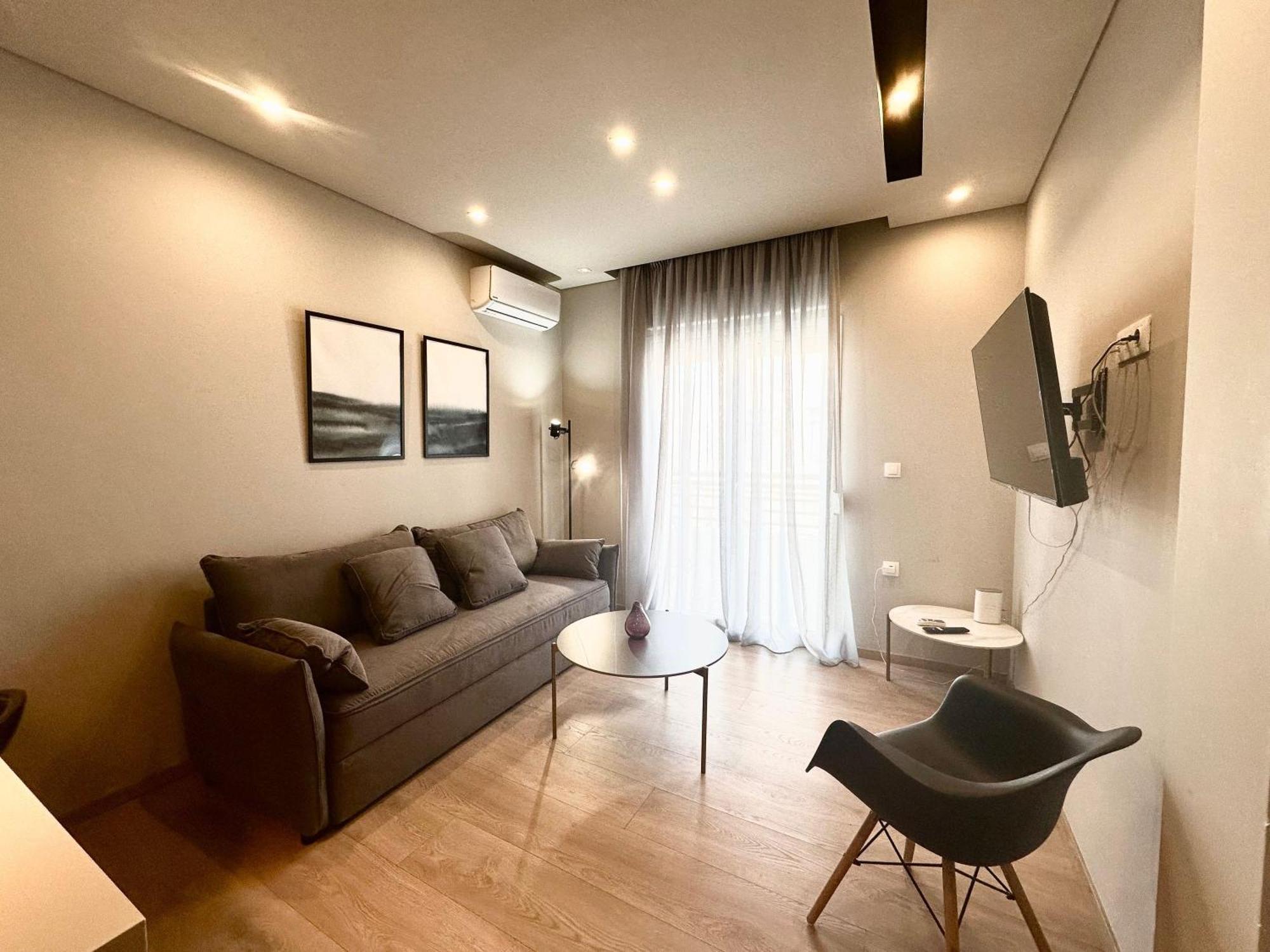 Porto Pireo By Superhost365 - Kolokotroni Apartment Bagian luar foto