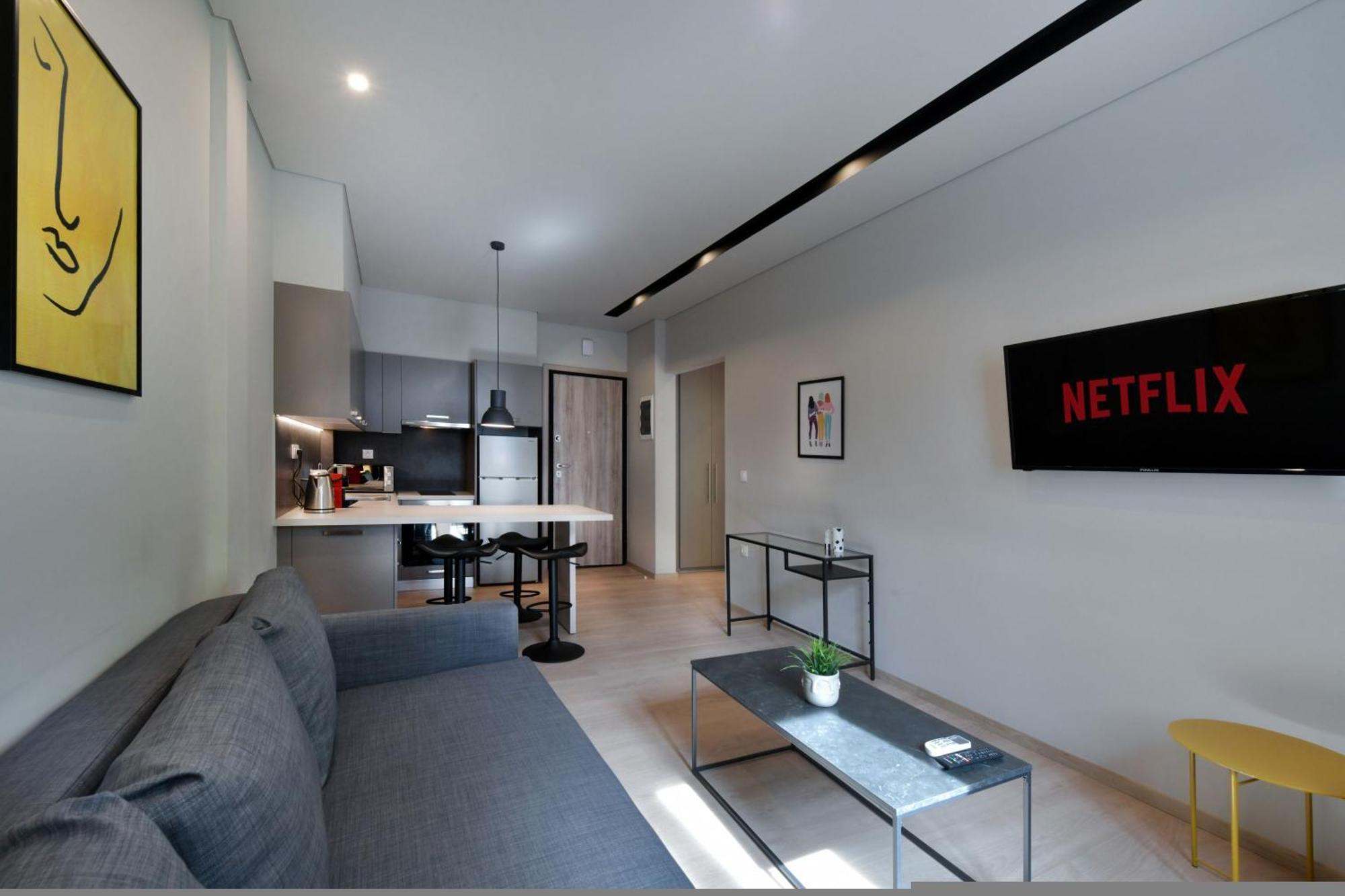 Porto Pireo By Superhost365 - Kolokotroni Apartment Bagian luar foto
