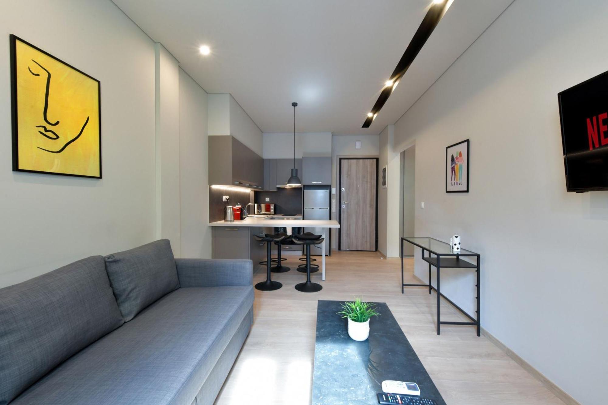 Porto Pireo By Superhost365 - Kolokotroni Apartment Bagian luar foto